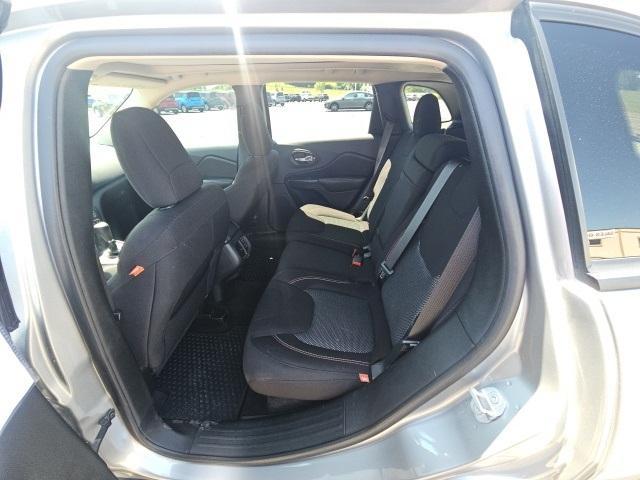 used 2017 Jeep Cherokee car, priced at $14,664