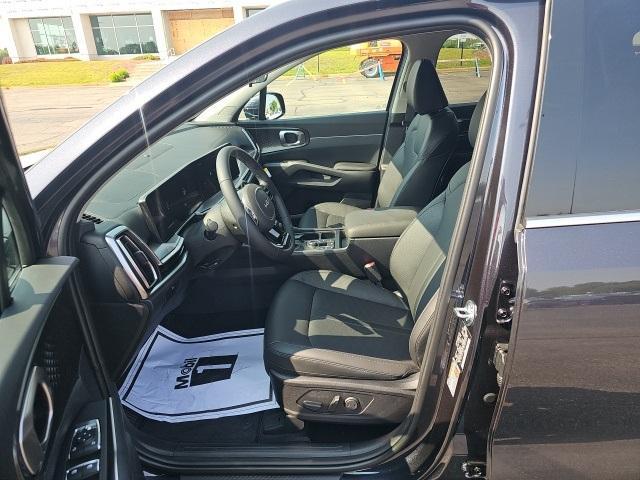 new 2025 Kia Sorento car, priced at $37,090