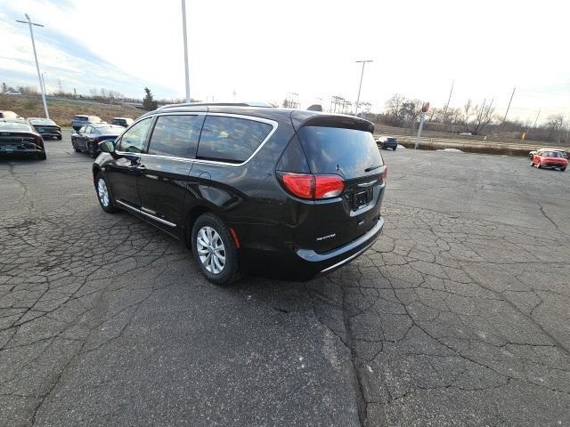 used 2018 Chrysler Pacifica car, priced at $18,499