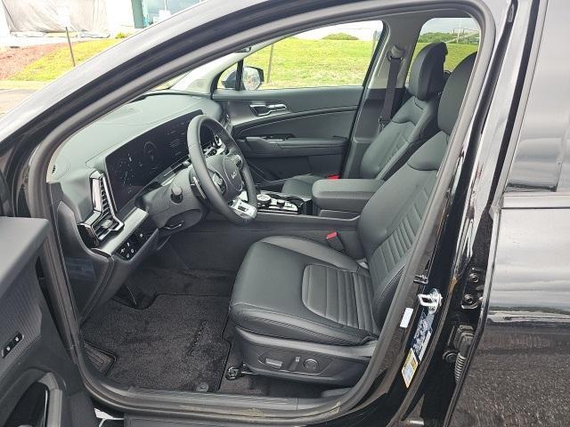 new 2025 Kia Sportage Hybrid car, priced at $39,020