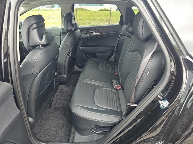 new 2025 Kia Sportage Hybrid car, priced at $39,020