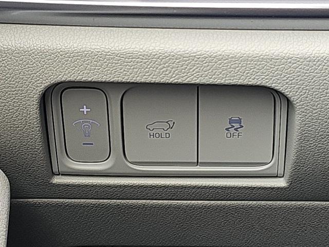 new 2026 Kia Sorento Hybrid car, priced at $40,516