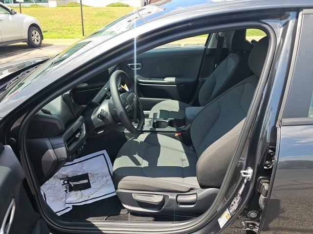 new 2025 Kia K4 car, priced at $24,080