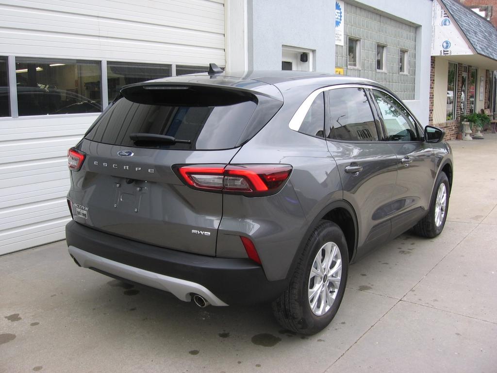 used 2024 Ford Escape car, priced at $28,975
