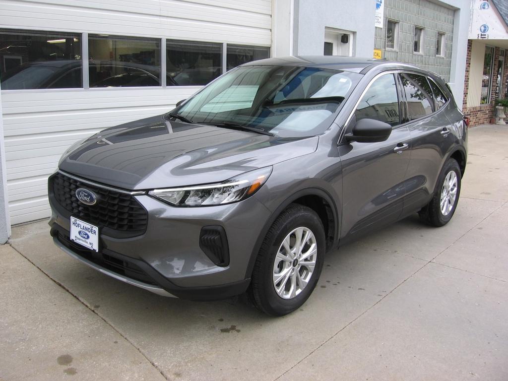 used 2024 Ford Escape car, priced at $28,975
