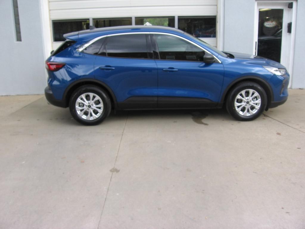 used 2023 Ford Escape car, priced at $23,975