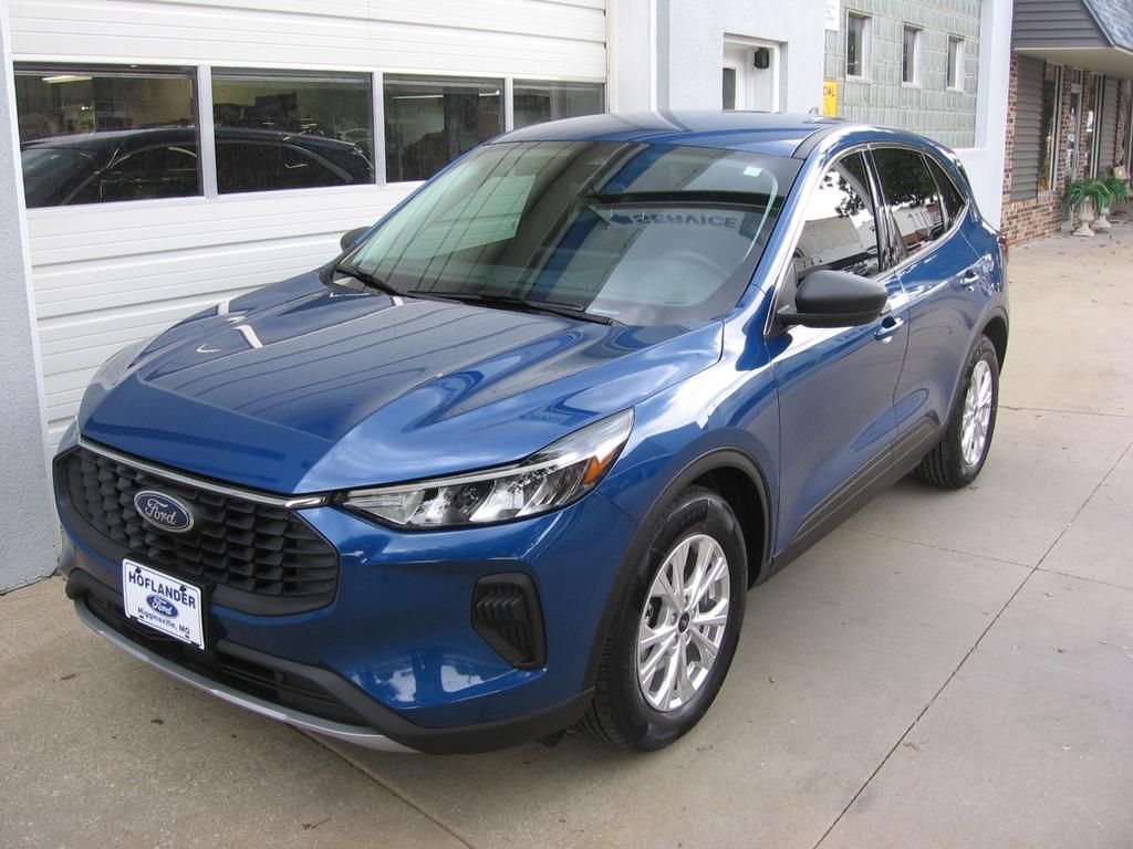 used 2023 Ford Escape car, priced at $23,975