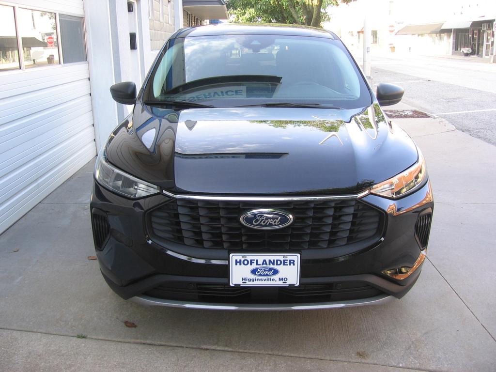 used 2024 Ford Escape car, priced at $26,975