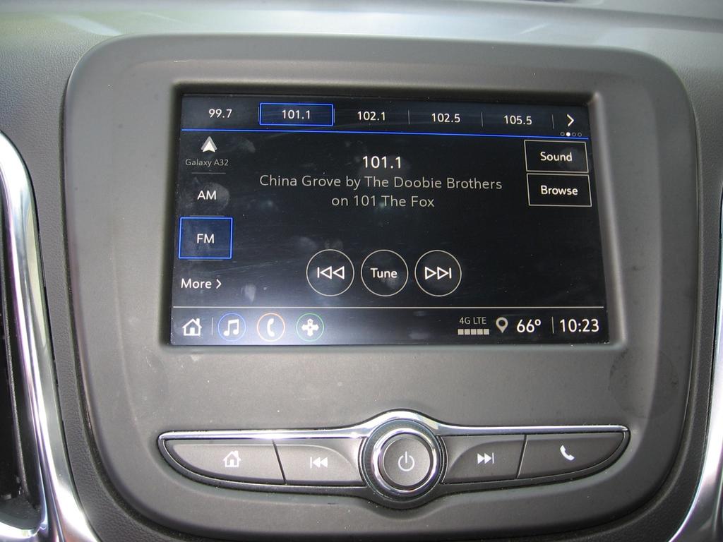 used 2024 Chevrolet Equinox car, priced at $25,975