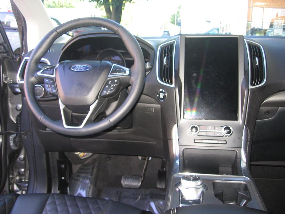 used 2024 Ford Edge car, priced at $36,475