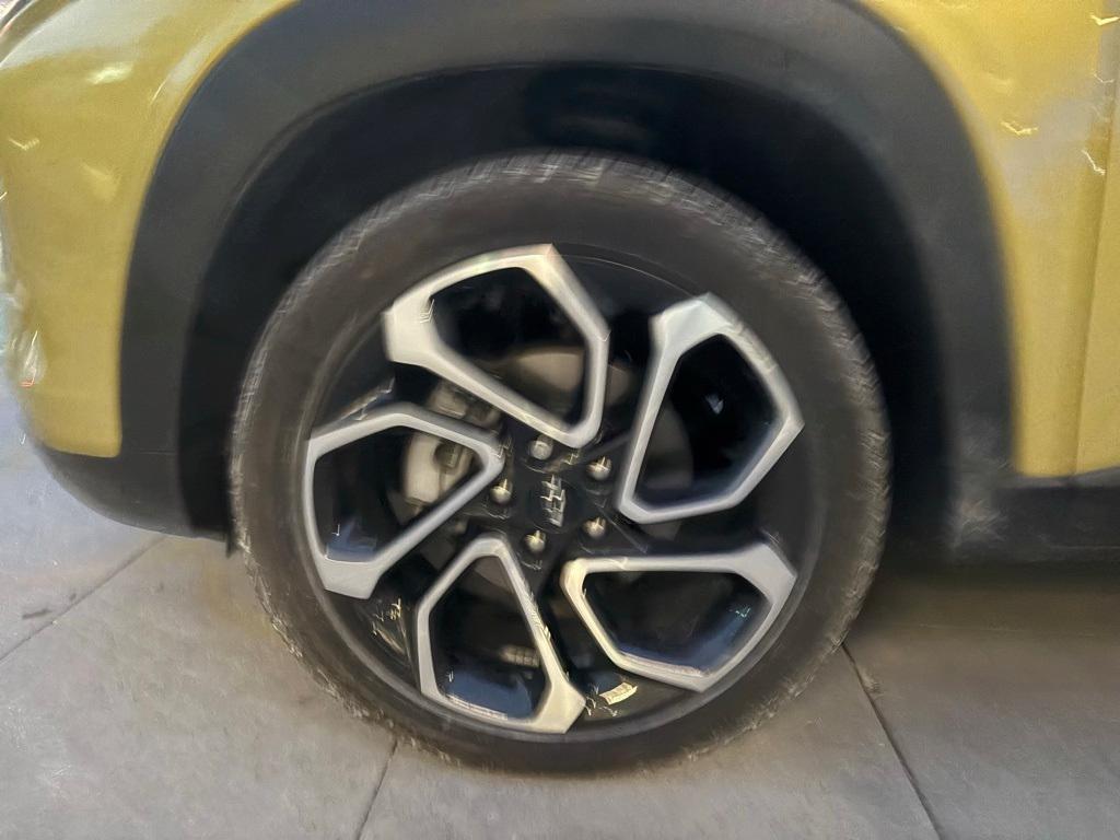 used 2024 Chevrolet Trax car, priced at $23,487