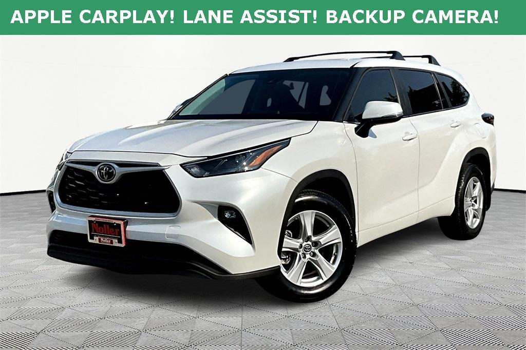 used 2024 Toyota Highlander car, priced at $40,044