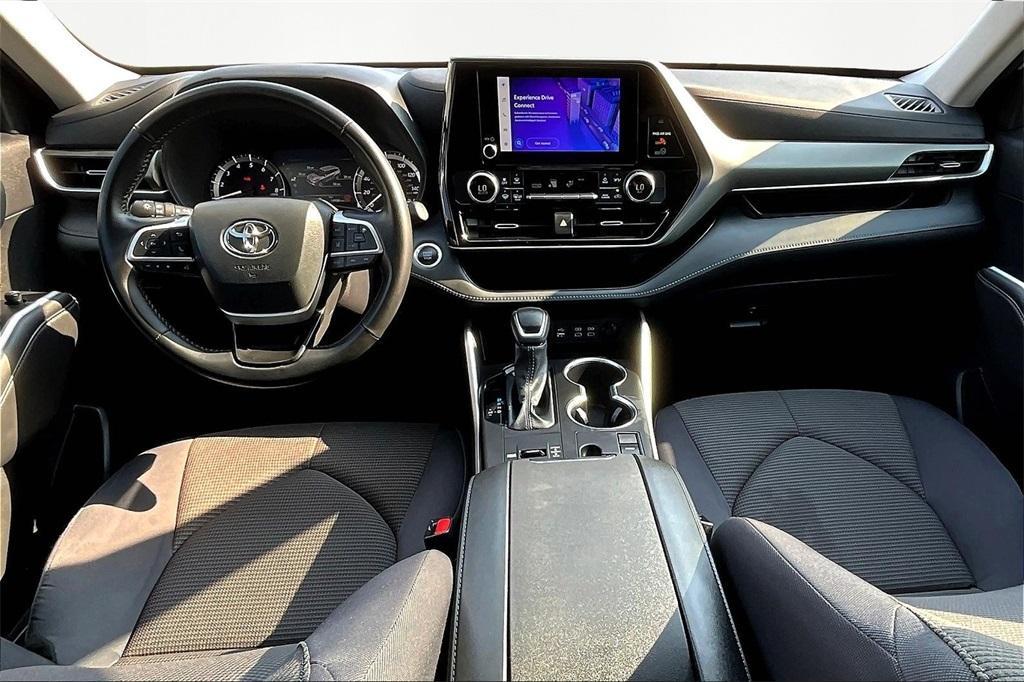 used 2024 Toyota Highlander car, priced at $40,452