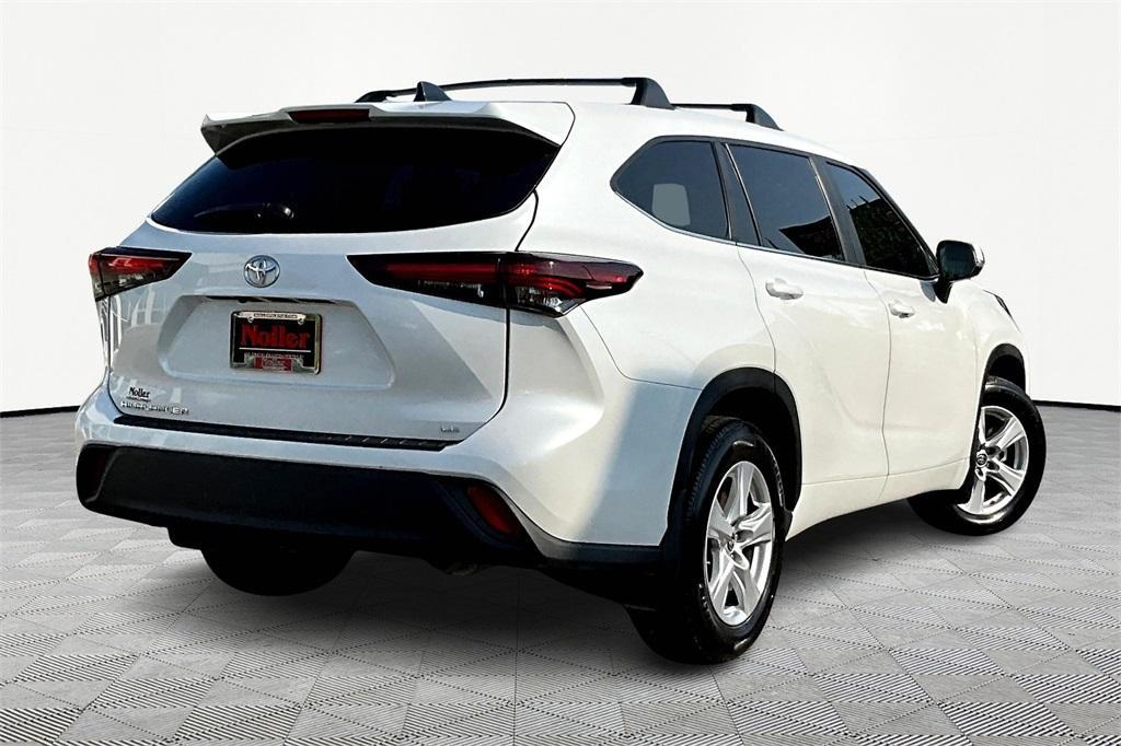 used 2024 Toyota Highlander car, priced at $40,452