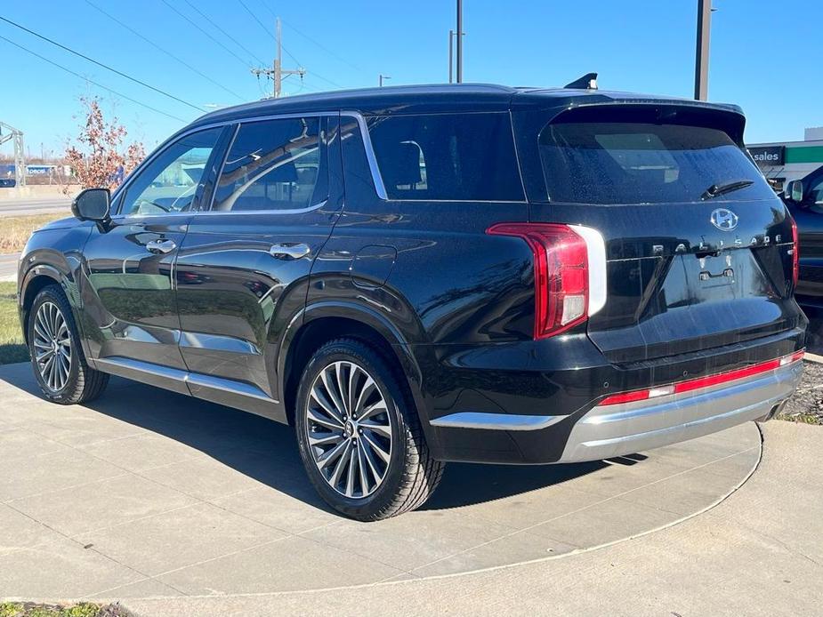 used 2024 Hyundai Palisade car, priced at $41,561