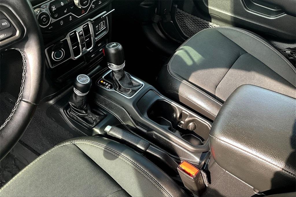 used 2021 Jeep Wrangler Unlimited car, priced at $31,108