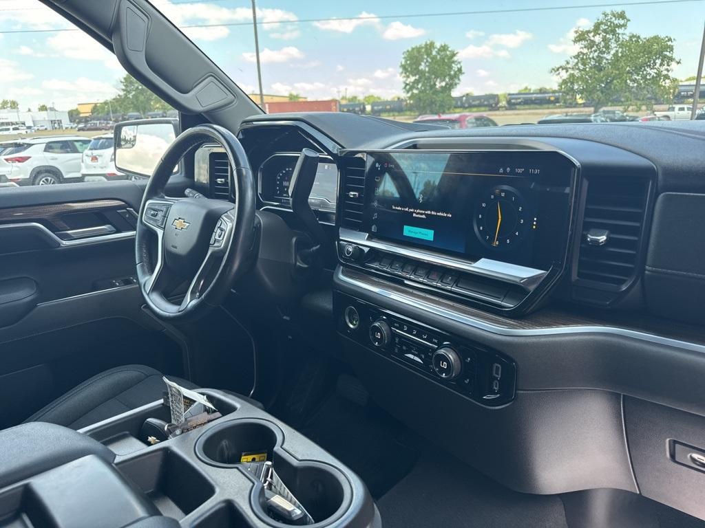 used 2022 Chevrolet Silverado 1500 car, priced at $34,181