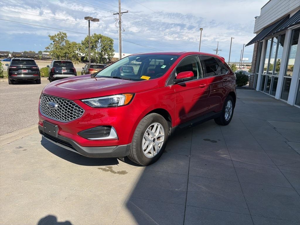 used 2024 Ford Edge car, priced at $22,887