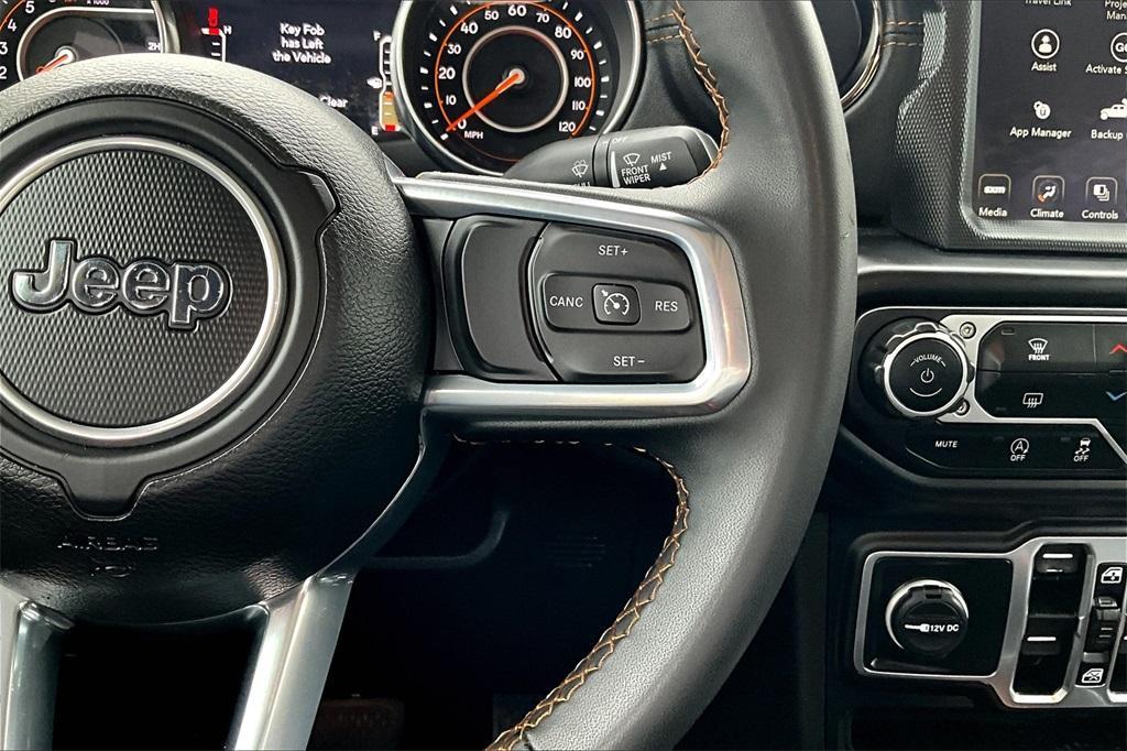 used 2023 Jeep Gladiator car, priced at $34,612