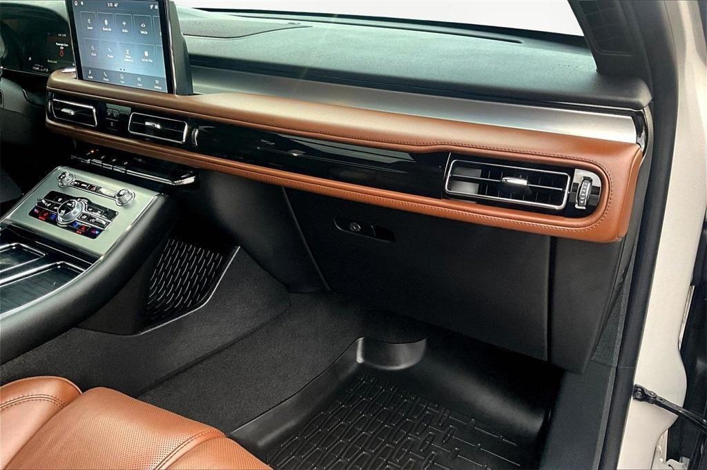 used 2024 Lincoln Aviator car, priced at $54,887