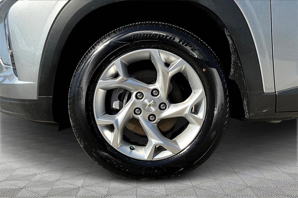 used 2024 Chevrolet Trax car, priced at $20,387