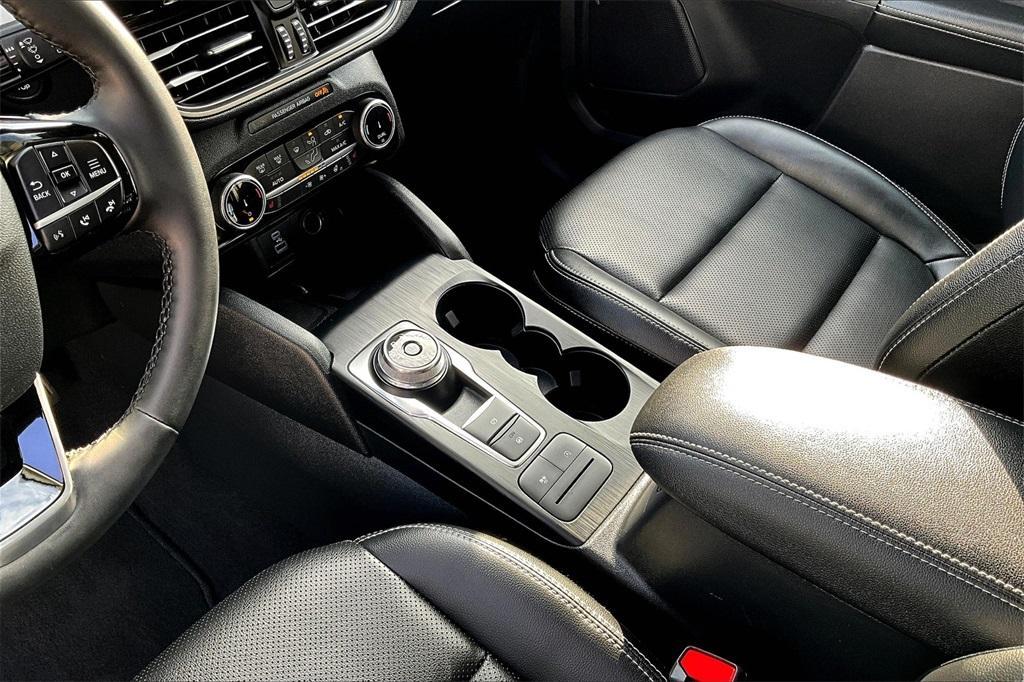 used 2022 Ford Escape car, priced at $24,298