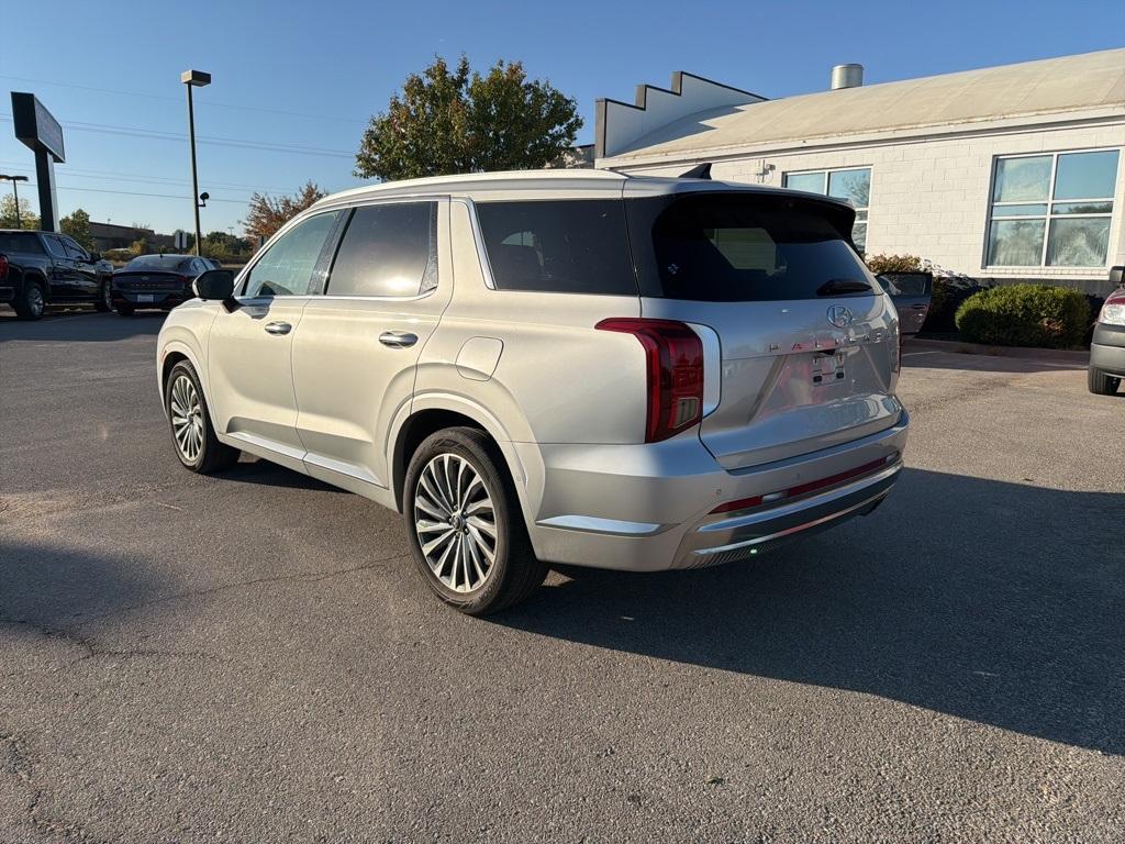 used 2024 Hyundai Palisade car, priced at $38,887