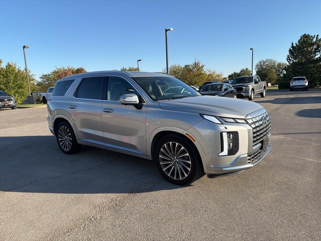 used 2024 Hyundai Palisade car, priced at $38,887