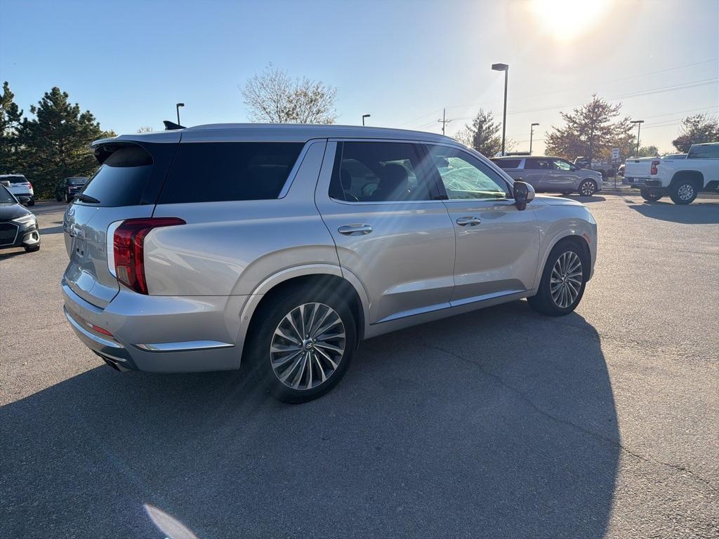 used 2024 Hyundai Palisade car, priced at $38,887