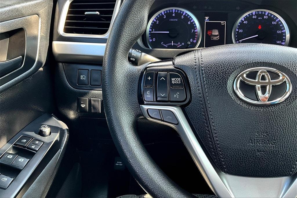 used 2019 Toyota Highlander car, priced at $18,645