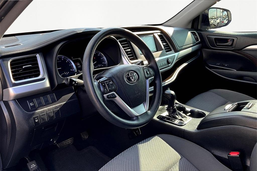 used 2019 Toyota Highlander car, priced at $18,645