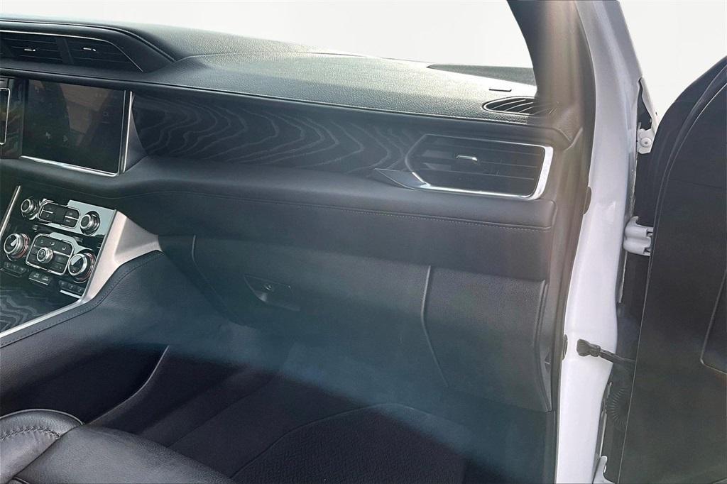 used 2023 GMC Yukon XL car, priced at $56,583