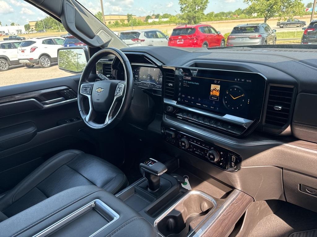 used 2022 Chevrolet Silverado 1500 car, priced at $42,541