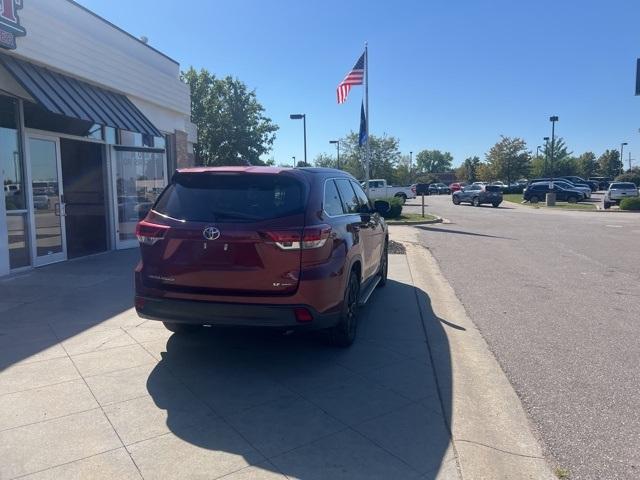 used 2019 Toyota Highlander car, priced at $19,887