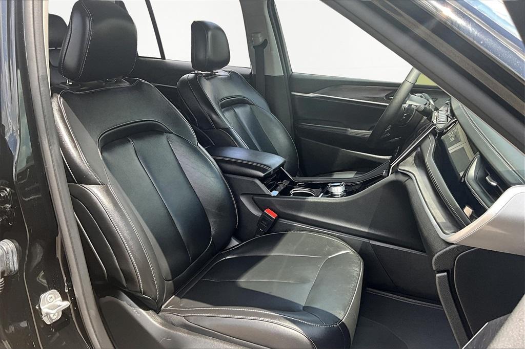used 2022 Jeep Grand Cherokee 4xe car, priced at $30,159