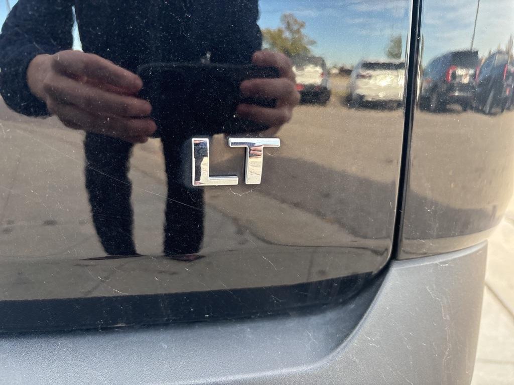 used 2023 Chevrolet Traverse car, priced at $29,887