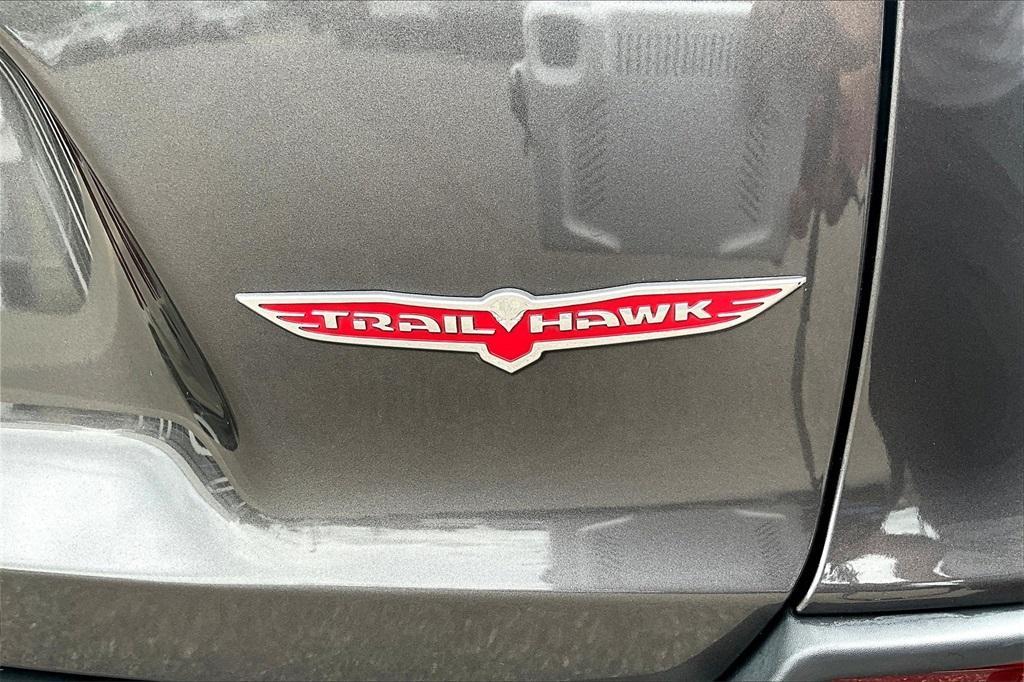 used 2020 Jeep Cherokee car, priced at $22,112