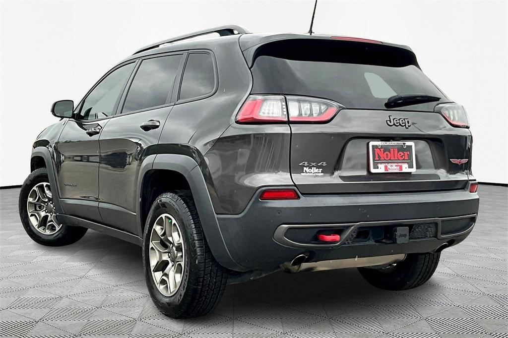 used 2020 Jeep Cherokee car, priced at $22,112