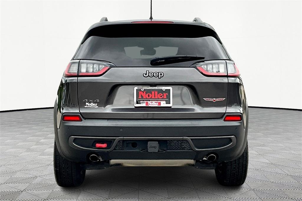 used 2020 Jeep Cherokee car, priced at $22,112