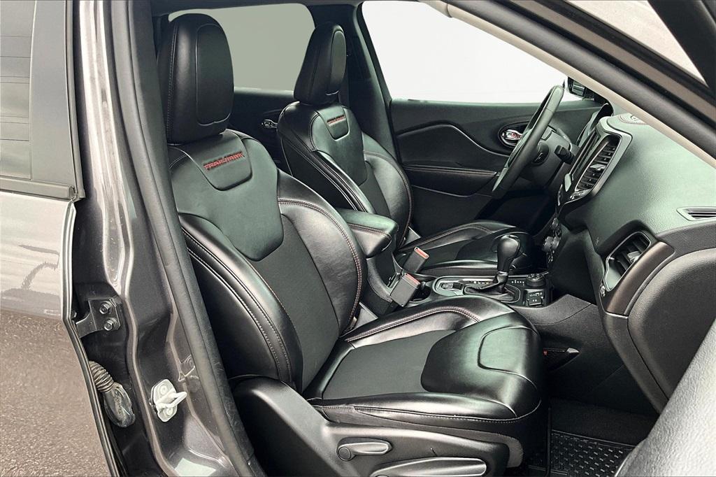 used 2020 Jeep Cherokee car, priced at $22,112