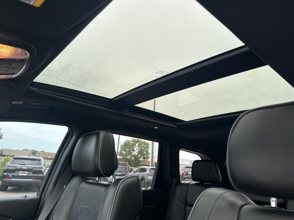 used 2020 Jeep Grand Cherokee car, priced at $27,533