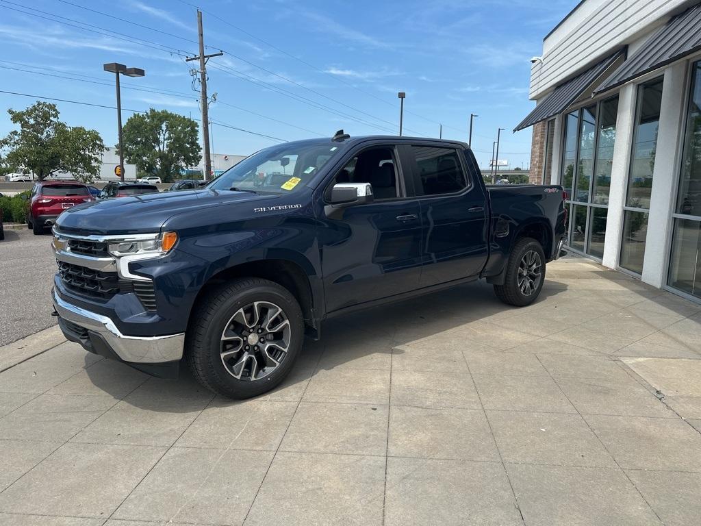 used 2022 Chevrolet Silverado 1500 car, priced at $33,407