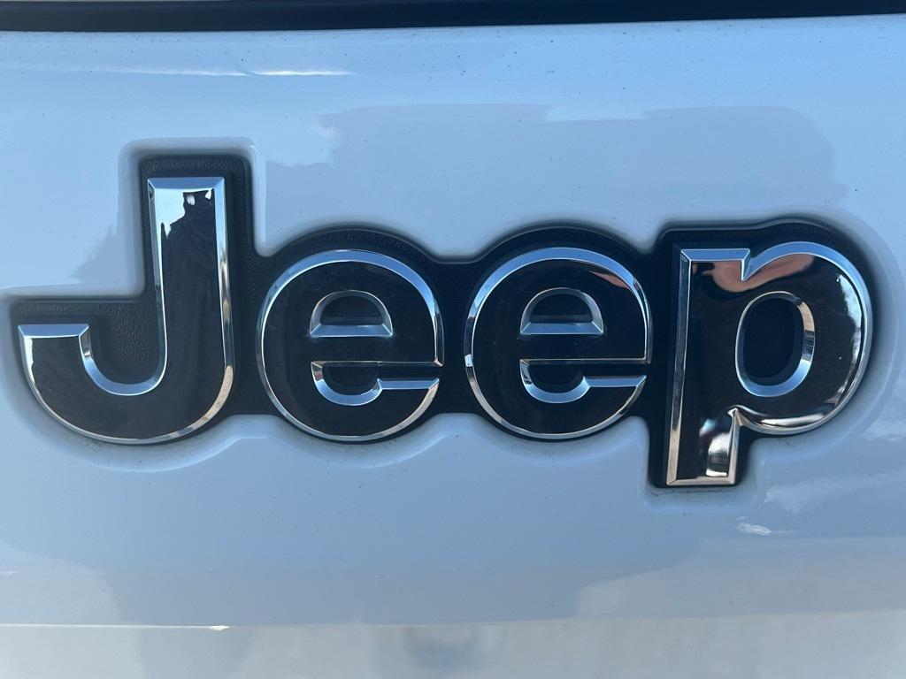 used 2021 Jeep Compass car, priced at $18,163