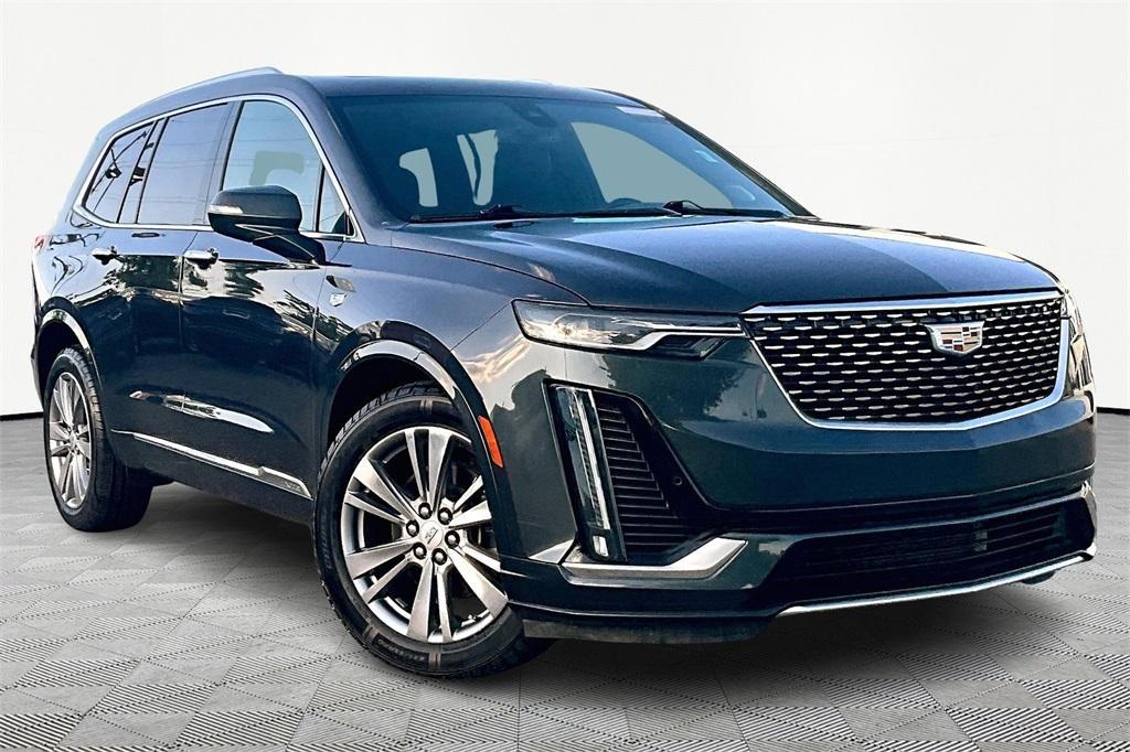 used 2023 Cadillac XT6 car, priced at $32,305