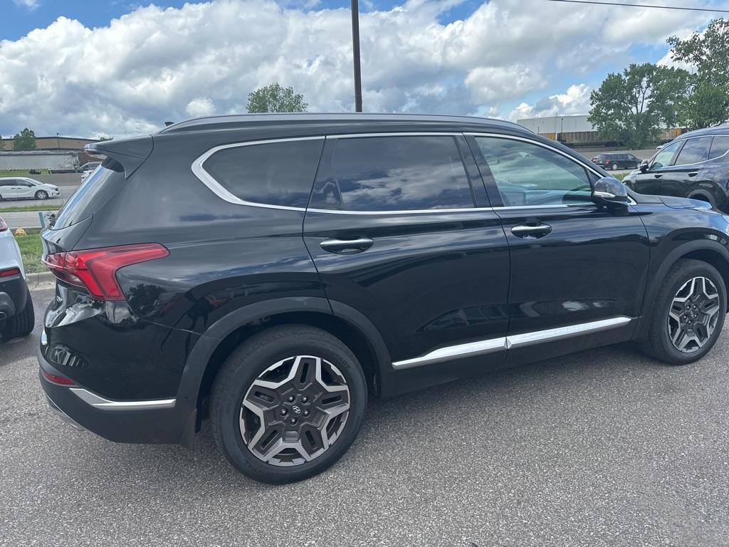 used 2022 Hyundai Santa Fe car, priced at $27,574