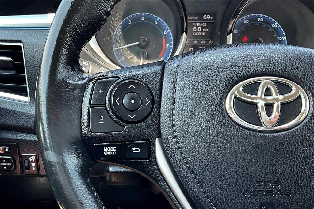 used 2016 Toyota Corolla car