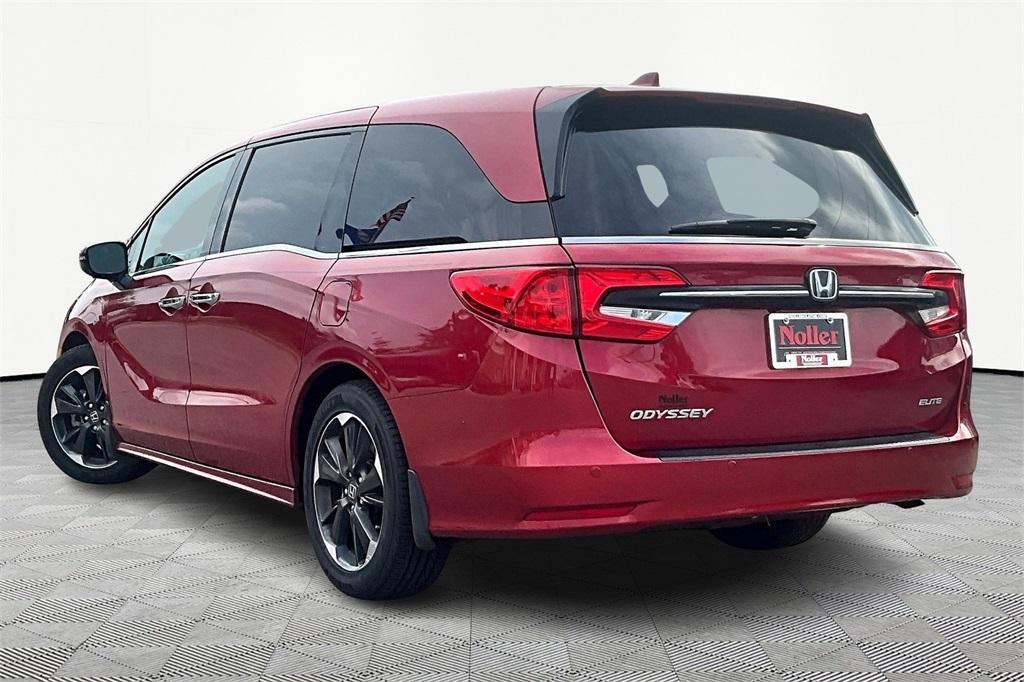 used 2024 Honda Odyssey car, priced at $45,617