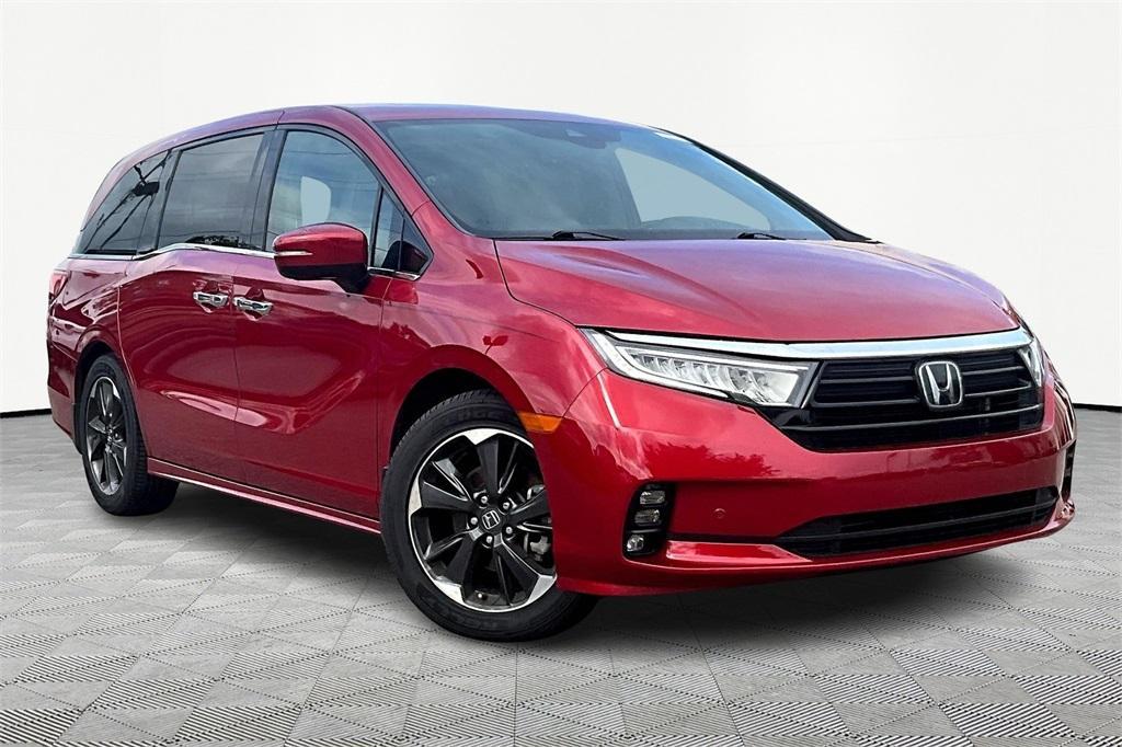 used 2024 Honda Odyssey car, priced at $45,617