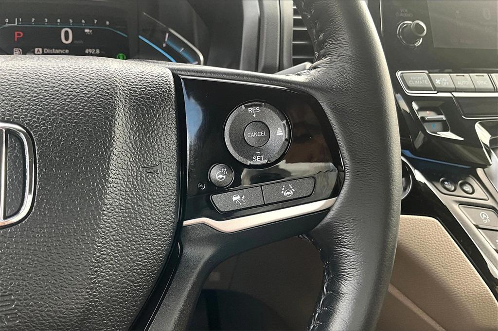 used 2024 Honda Odyssey car, priced at $45,617
