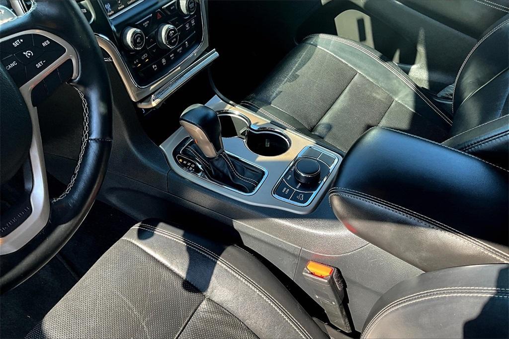 used 2017 Jeep Grand Cherokee car, priced at $16,077